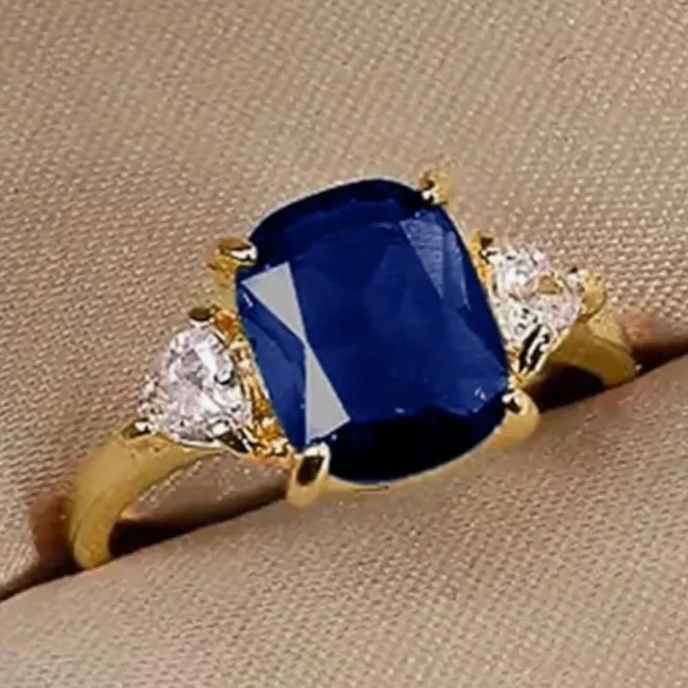 💙 NEW blue cubic zirconia gold plated stunning ring 💙
